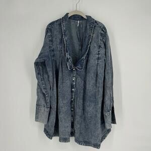 Free People Shirt Women’s large L blue ruffle collar denim swing top oversized
